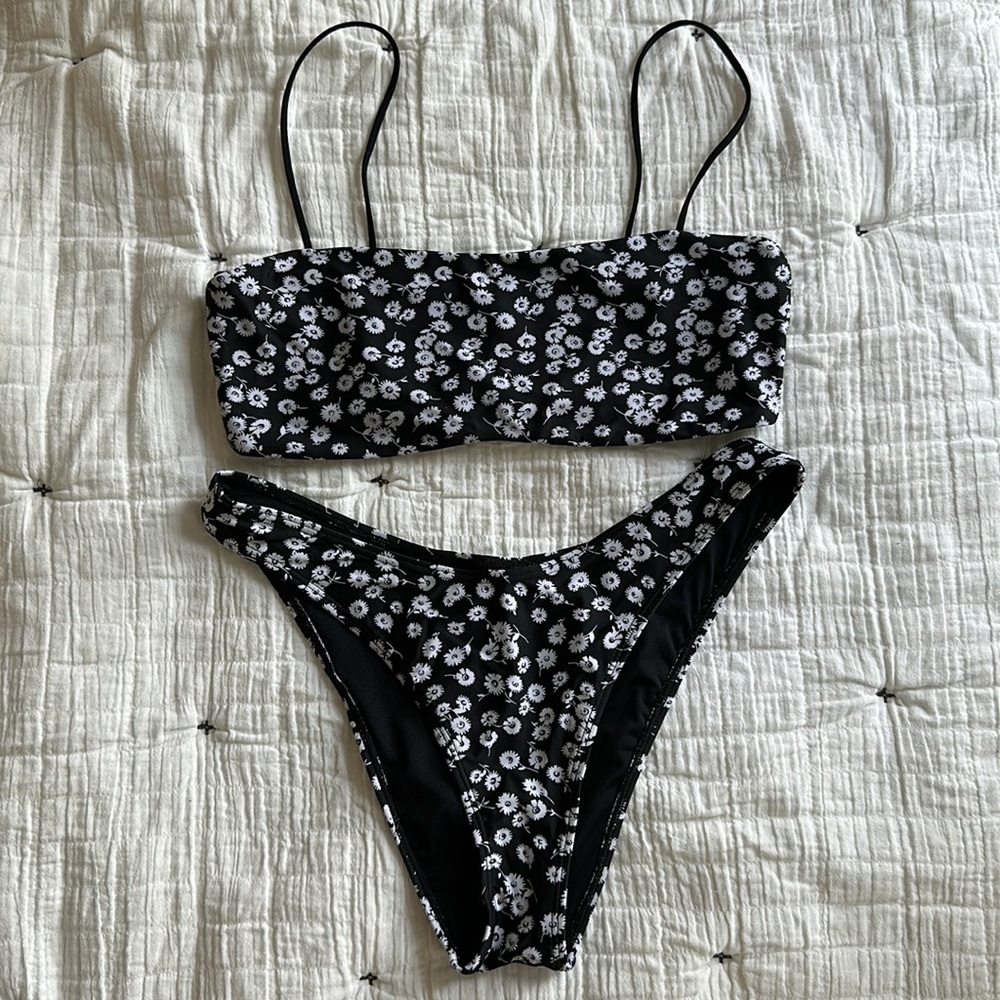 Black & White Floral Reversible Bikini